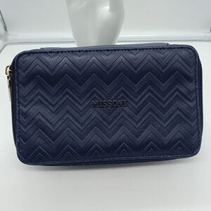 Missoni by Delta airlines navy blue toiletries bag
